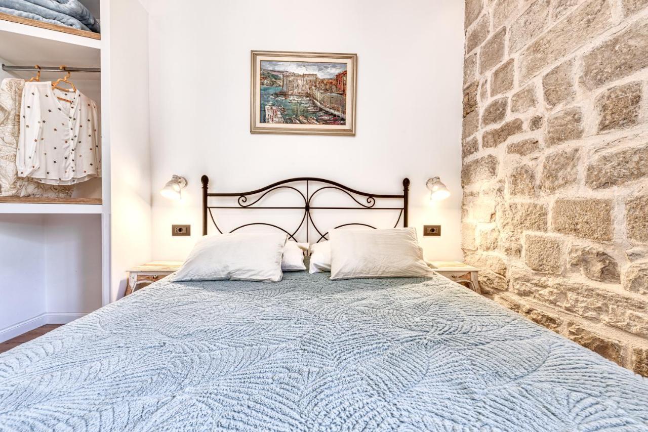 Laus Apartman