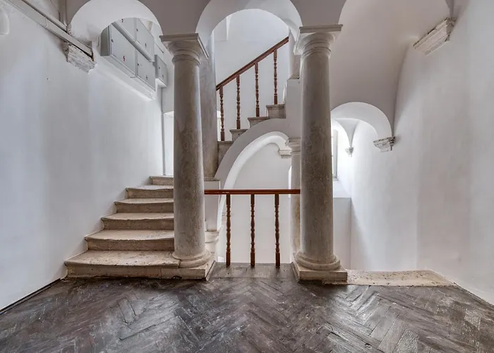 Apartment Laus