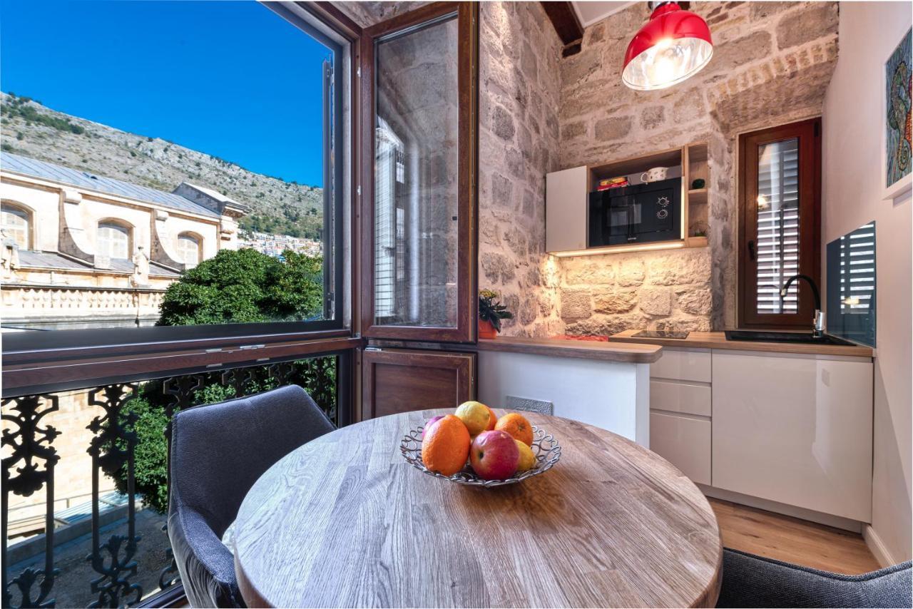 Laus * Dubrovnik